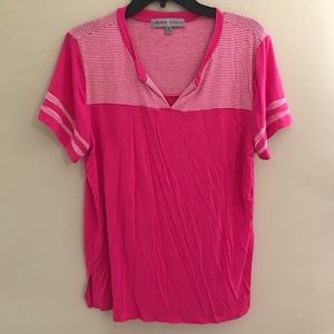 Hot pink short sleeve top
